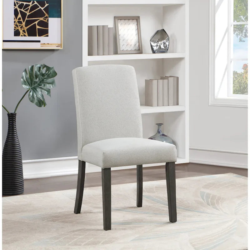 Chaise de salle à manger