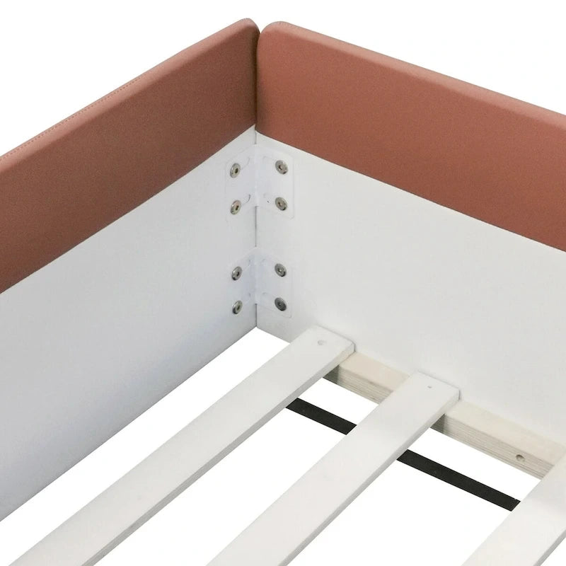 Cadre de lit de repos capitonné King Size avec clôture et escalier